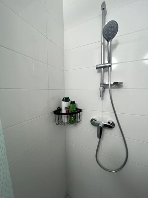 Hana Home Mantes-La-Jolie 6 Personnes Parking Public Gratuit Business&Family מראה חיצוני תמונה